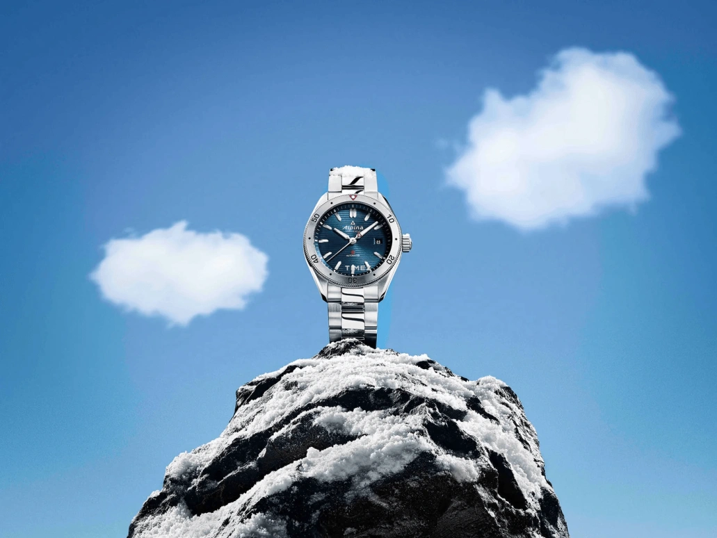 Alpina,ALPINER 40mm,40mm,Stainless Steel,Blue,Automatic,Day,Sapphire,Crystal Glass,AL,AL-525NS4AQ6B
