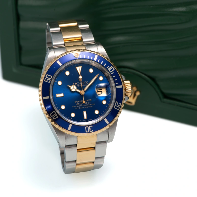 Sample photo of rolex16613 at Antiquorum Important Modern & Vintage Timepiece