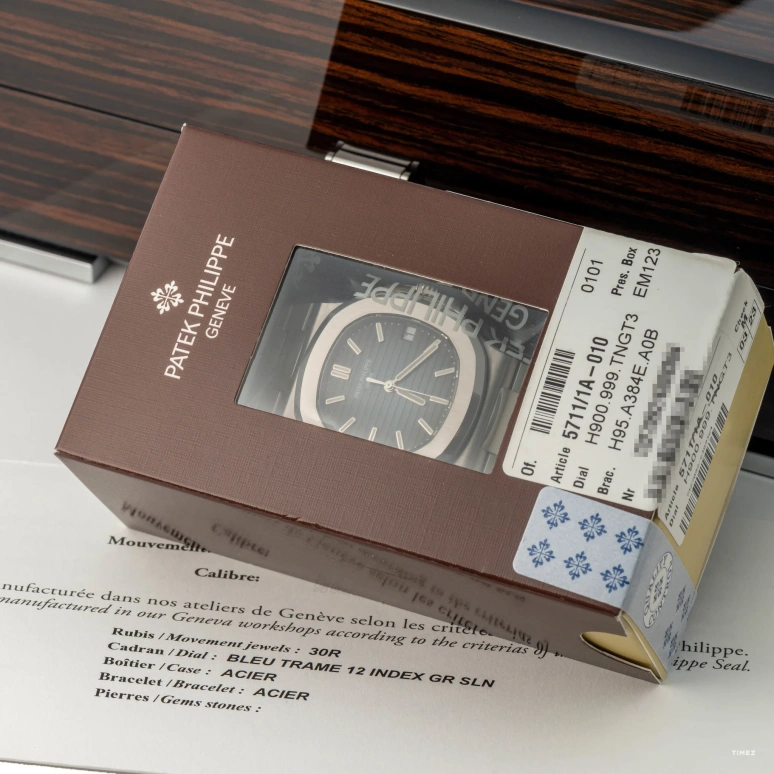 Patek Philippe5711在安帝古伦 上的样品照片