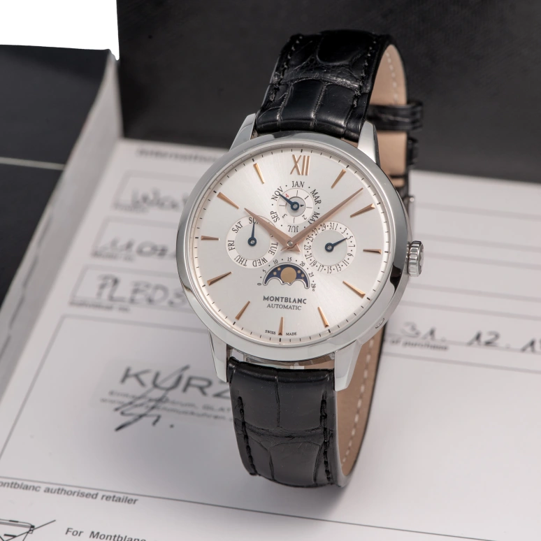 Sample photo of montblanc110714 at Antiquorum Important Modern & Vintage Timepiece