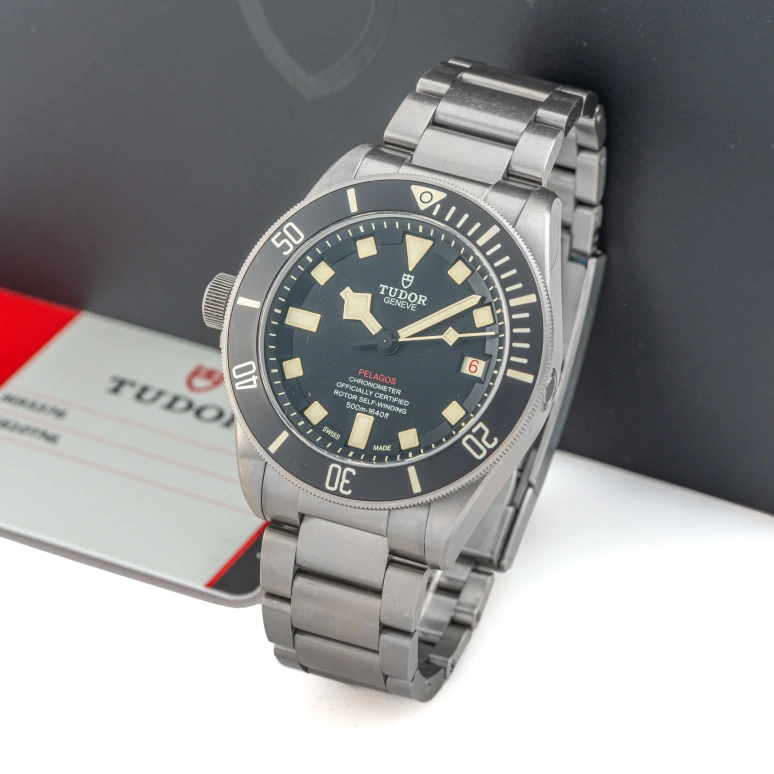 Sample photo of Tudor25610TNL at Antiquorum 