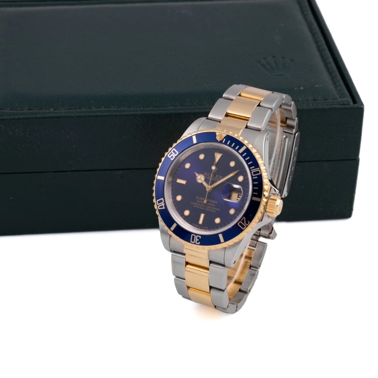 Sample photo of rolex16613 at Antiquorum Important Modern & Vintage Timepiece