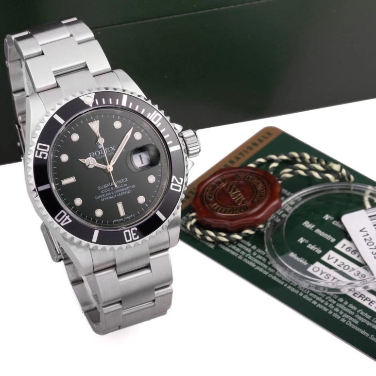 Sample photo of rolex16610 at Antiquorum Important Modern & Vintage Timepieces