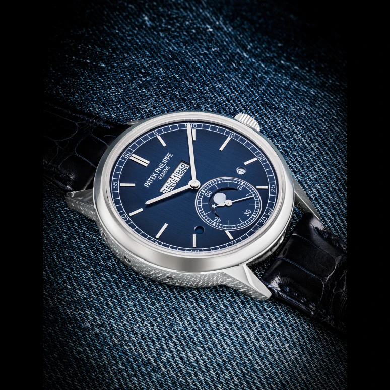 patek-philippe5236p-001在佳士得 Important Watches上的样品照片