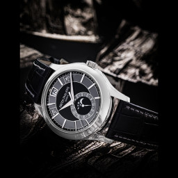 patek-philippe5205g-010在佳士得 Important Watches Featuring The Generations & Timeless Opulence Collections上的样品照片