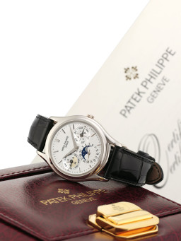 patek-philippe3940在佳士得 Important Watches上的样品照片