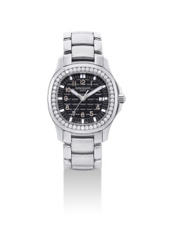 patek-philippe5087在佳士得 Important Watches上的样品照片