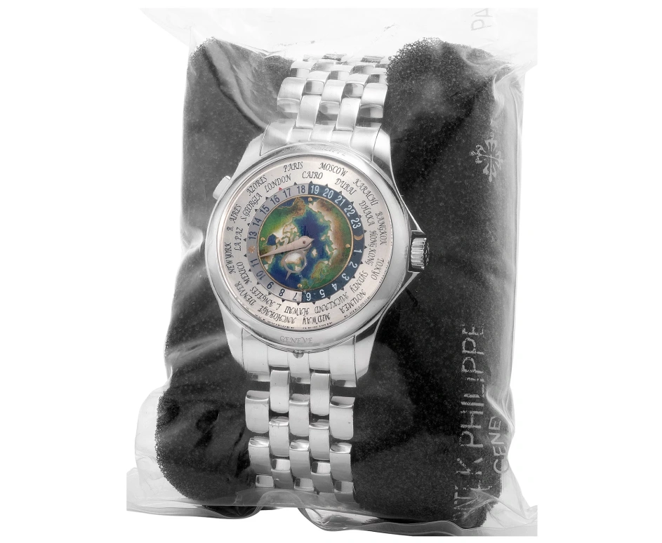 Sample photo of Patek Philippe5131/1P-001 at Phillips INTERSECT: Online Auction