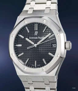 Audemars Piguet15500ST在富艺斯 The Geneva Watch AuctionGeneva Auction上的样品照片