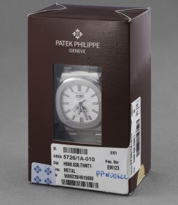 patek-philippe5726/1a在富艺斯 The Geneva Watch Auction: X上的样品照片