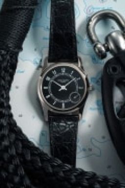Sample photo of patek-philippe5000 at Phillips Phillips Watches Online: The Geneva Sessions, Fall 2024