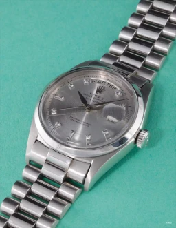 Rolex6612在富艺斯 Glamorous Day-DateGeneva Auction上的样品照片