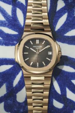 patek-philippe5711/1r-001在富艺斯 Phillips Watches Online Auction: The Geneva Sessions Fall 2025上的样品照片