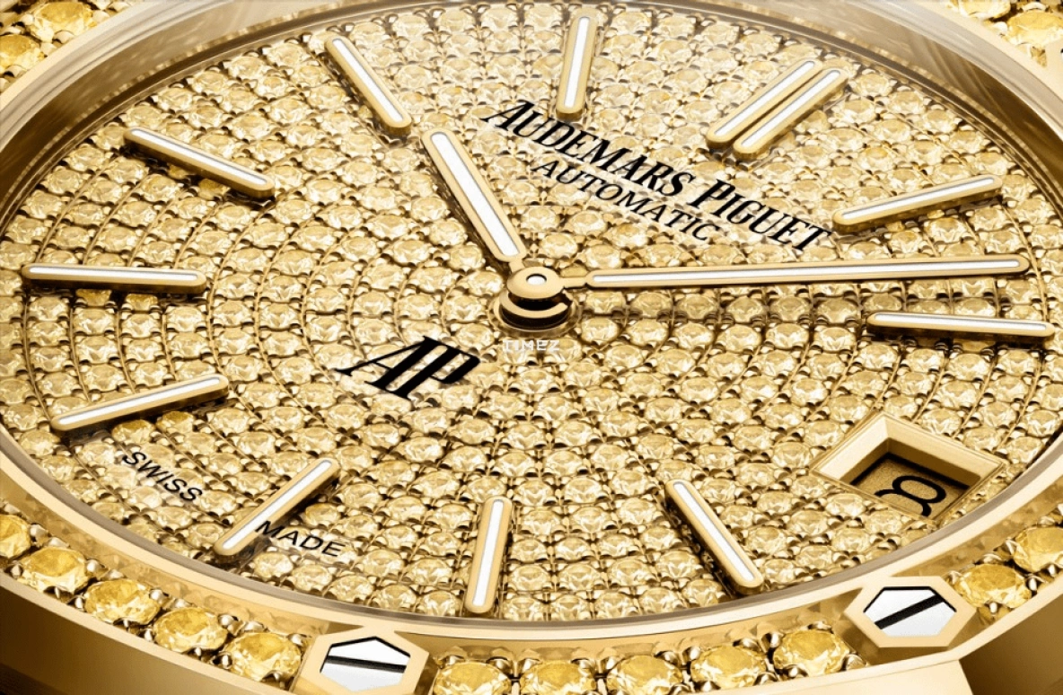 Audemars Piguet,Royal Oak 39mm,39mm,Yellow Gold,Gold,Automatic,Day,55hours,16202BA,16202BA.HH.1241BA.01