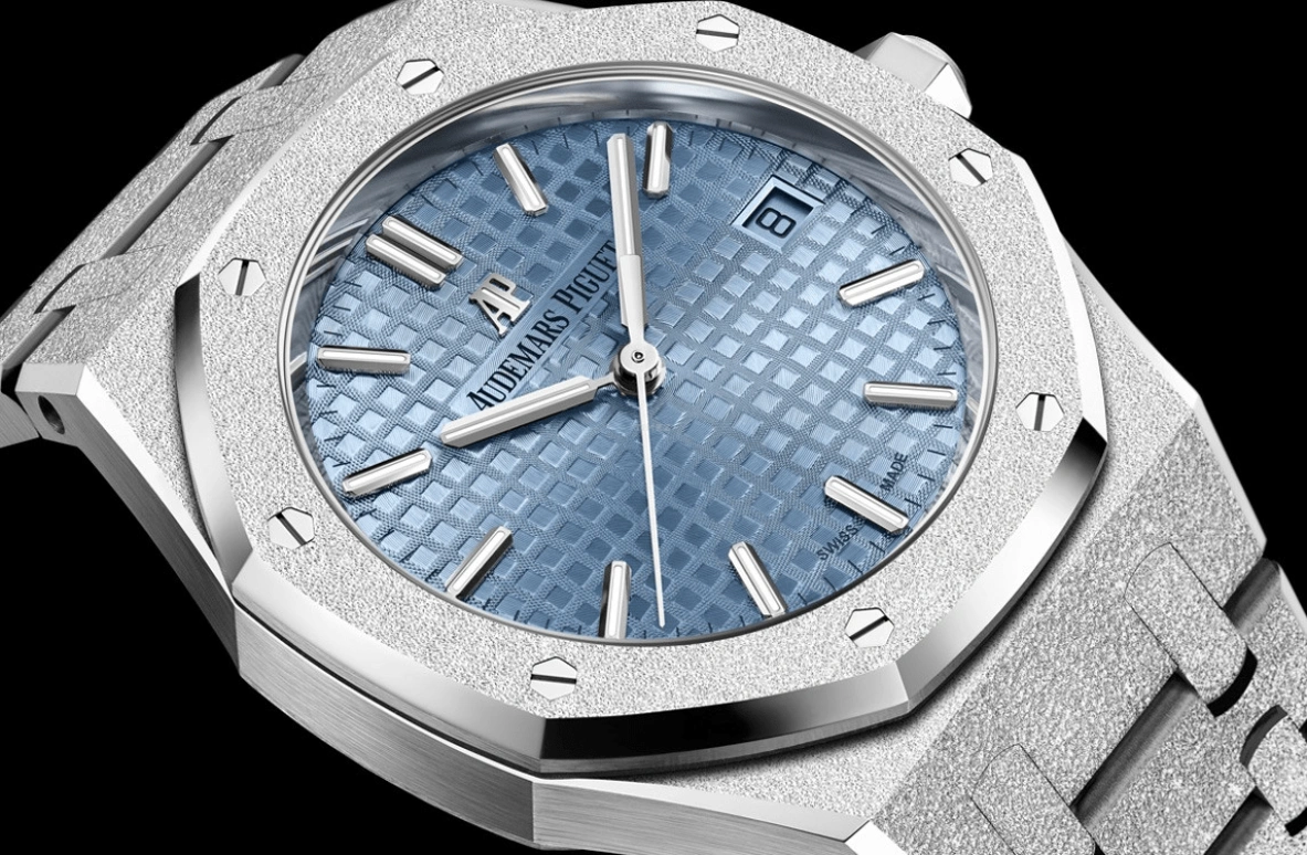 Audemars Piguet,Royal Oak 34mm,34mm,White Gold,Blue,Automatic,Day,50hours,77353BC,77353BC.GG.1263BC.01