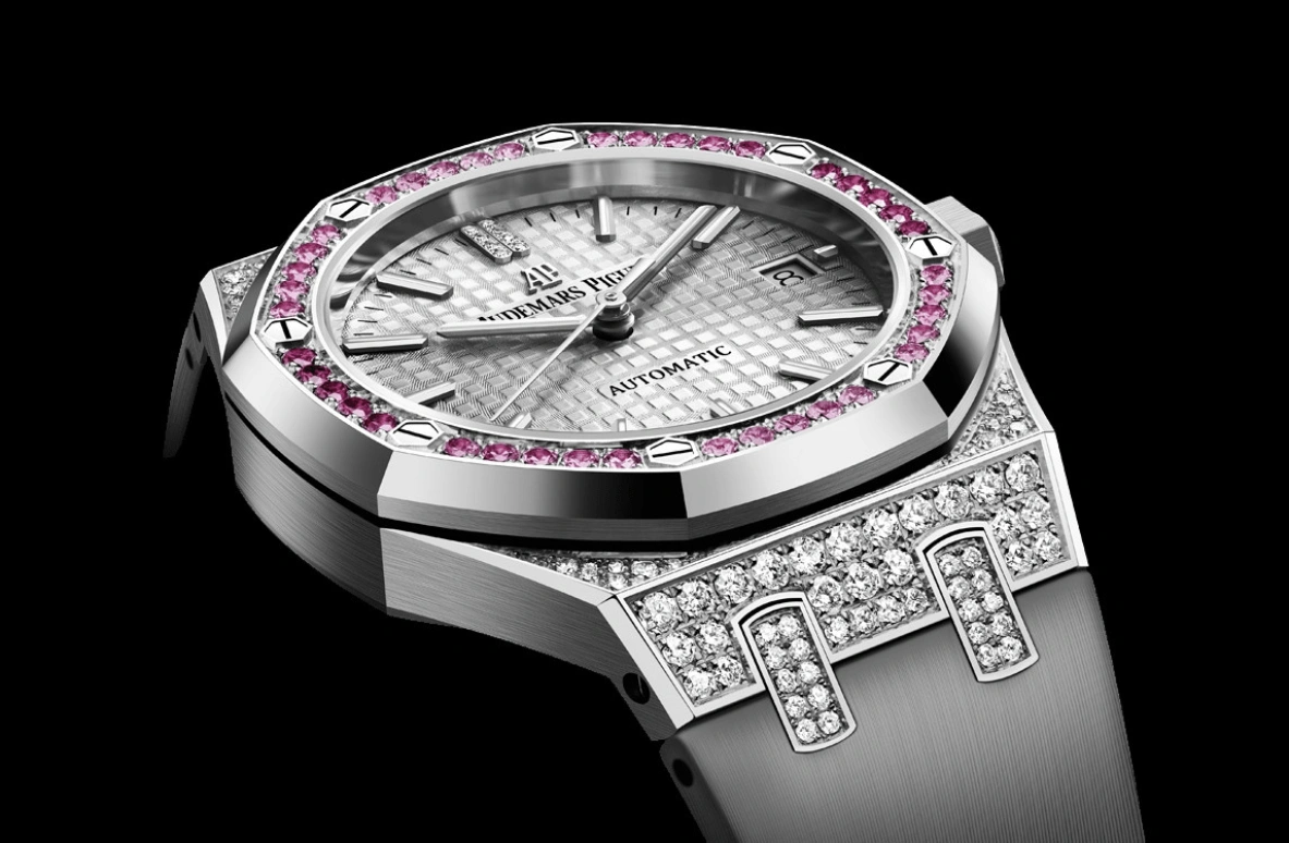 Audemars Piguet,Royal Oak 37mm,37mm,White Gold,Silver,Automatic,Day,60hours,15452BC,15452BC.ZY.D007VE.01