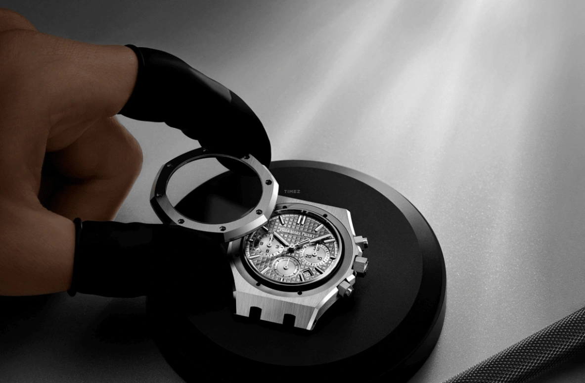 Audemars Piguet,Royal Oak 38mm,38mm,Stainless Steel,Grey,Automatic,Chronograph,Day,26715ST,26715ST.OO.1356ST.02