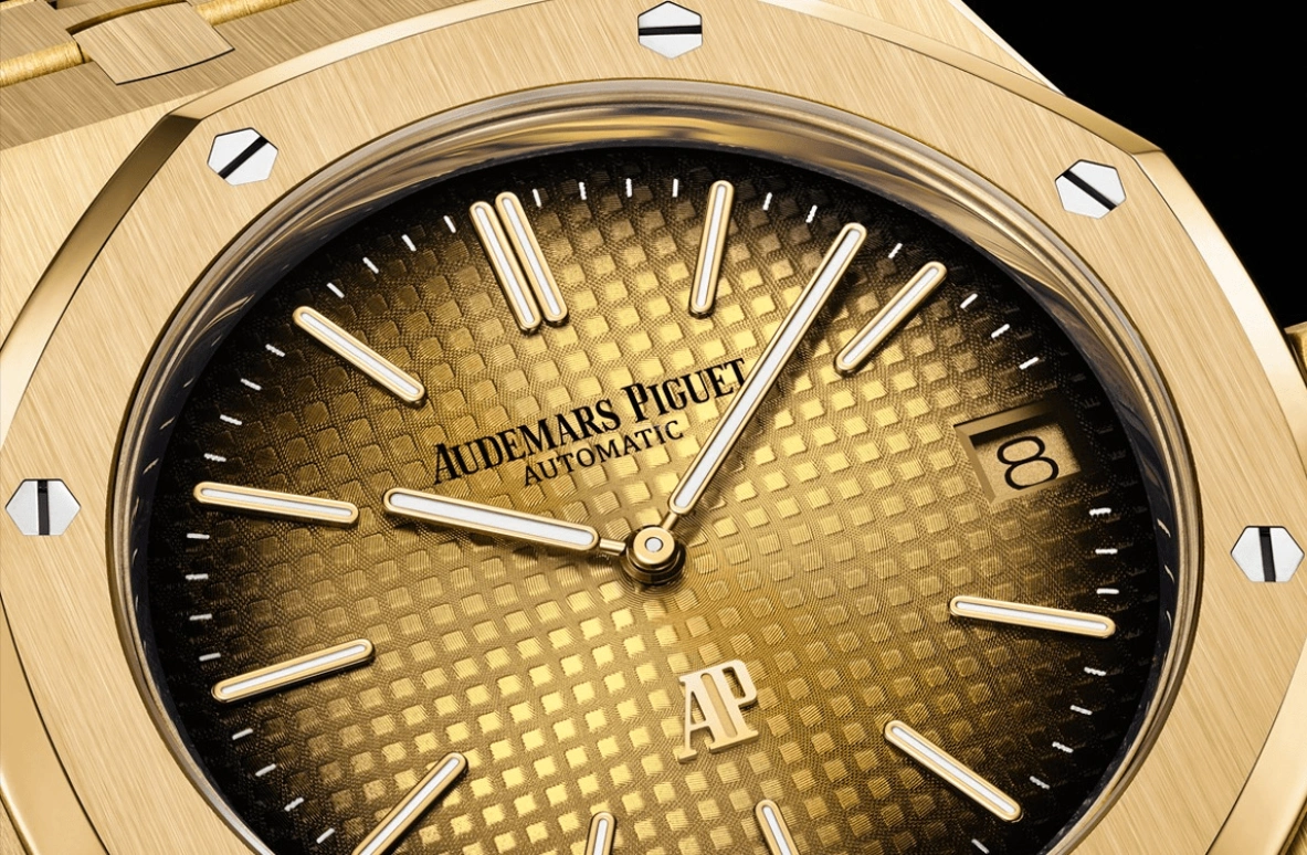 Audemars Piguet,Royal Oak 39mm,39mm,Yellow Gold,Champagne,Automatic,Day,55hours,16202BA,16202BA.OO.1240BA.01 50th