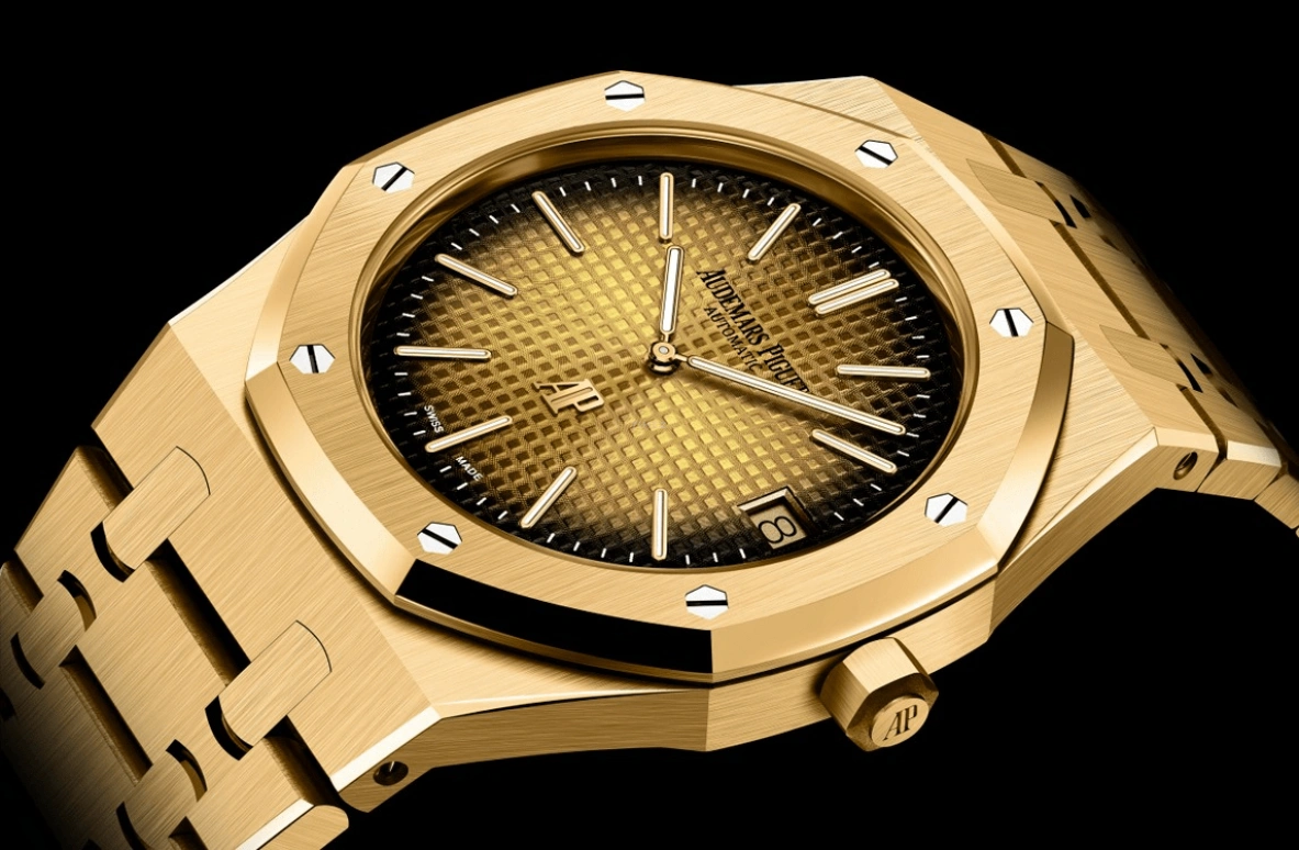 Audemars Piguet,Royal Oak 39mm,39mm,Yellow Gold,Champagne,Automatic,Day,55hours,16202BA,16202BA.OO.1240BA.01 50th