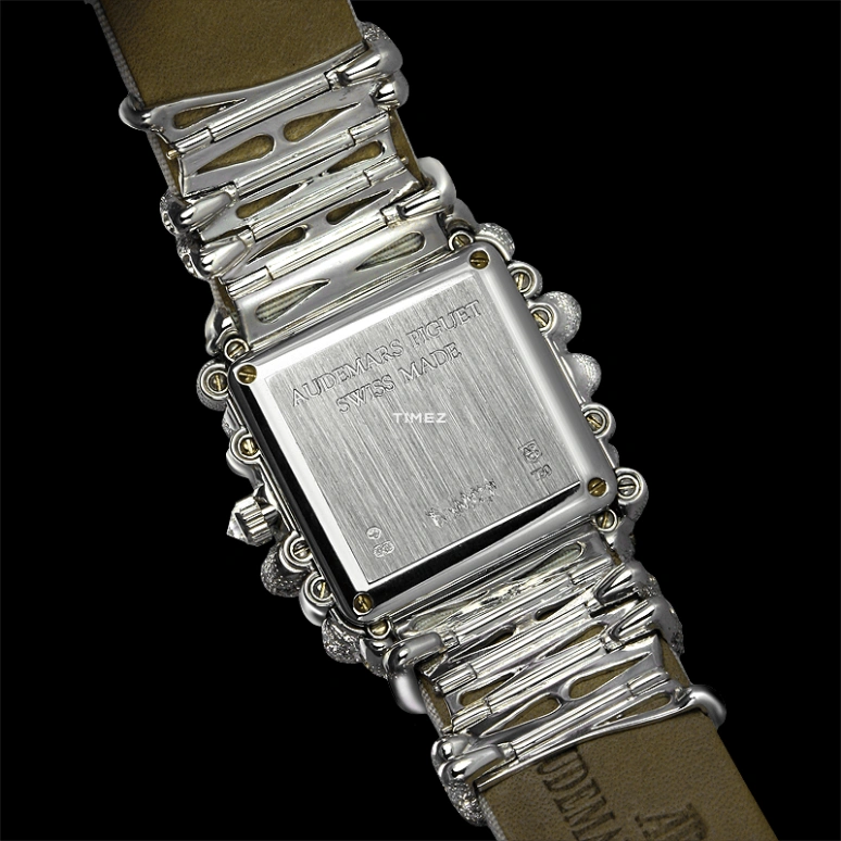 爱彼,其它 28.50x32毫米,28.50x32毫米,白金,蓝色,石英,蓝宝石,水晶玻璃,方形,77223BC,77223BC.ZZ.A008SU.01