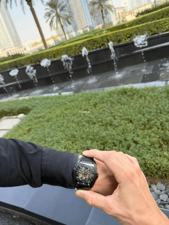 Blackout Concept,FL-One 44.60x52毫米,44.60x52毫米,精钢,黑色,自动上弦,42小时,蓝宝石,水晶玻璃,FL,FL-One Black