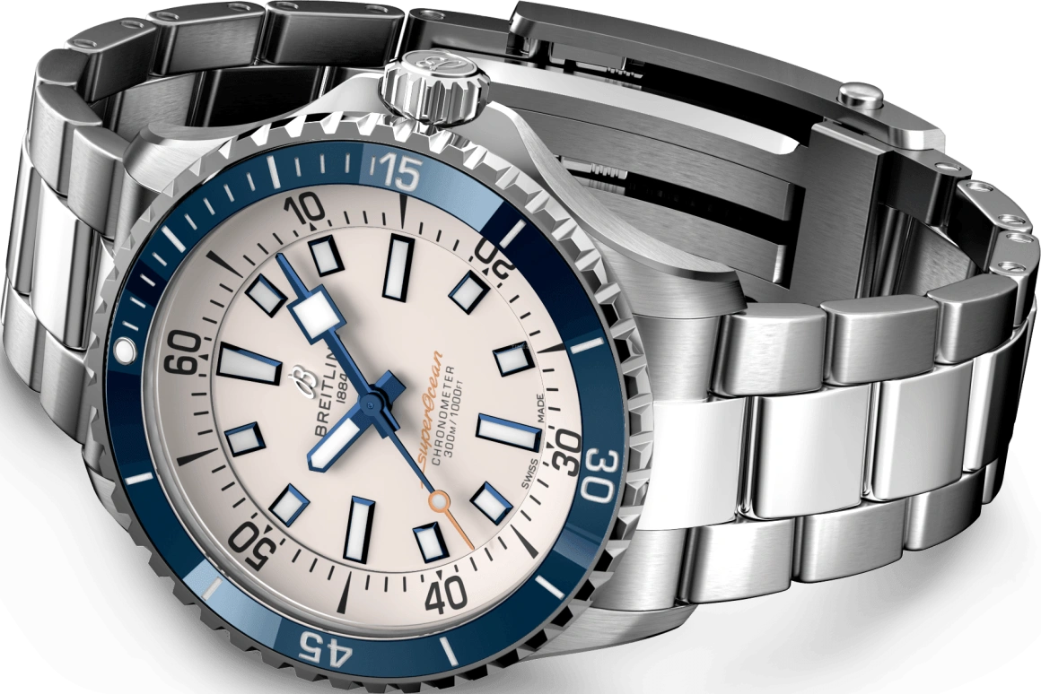 Breitling,Superocean 42mm,42mm,Stainless Steel,White,Automatic,40hours,In-house Caliber,A17375E71G1A1