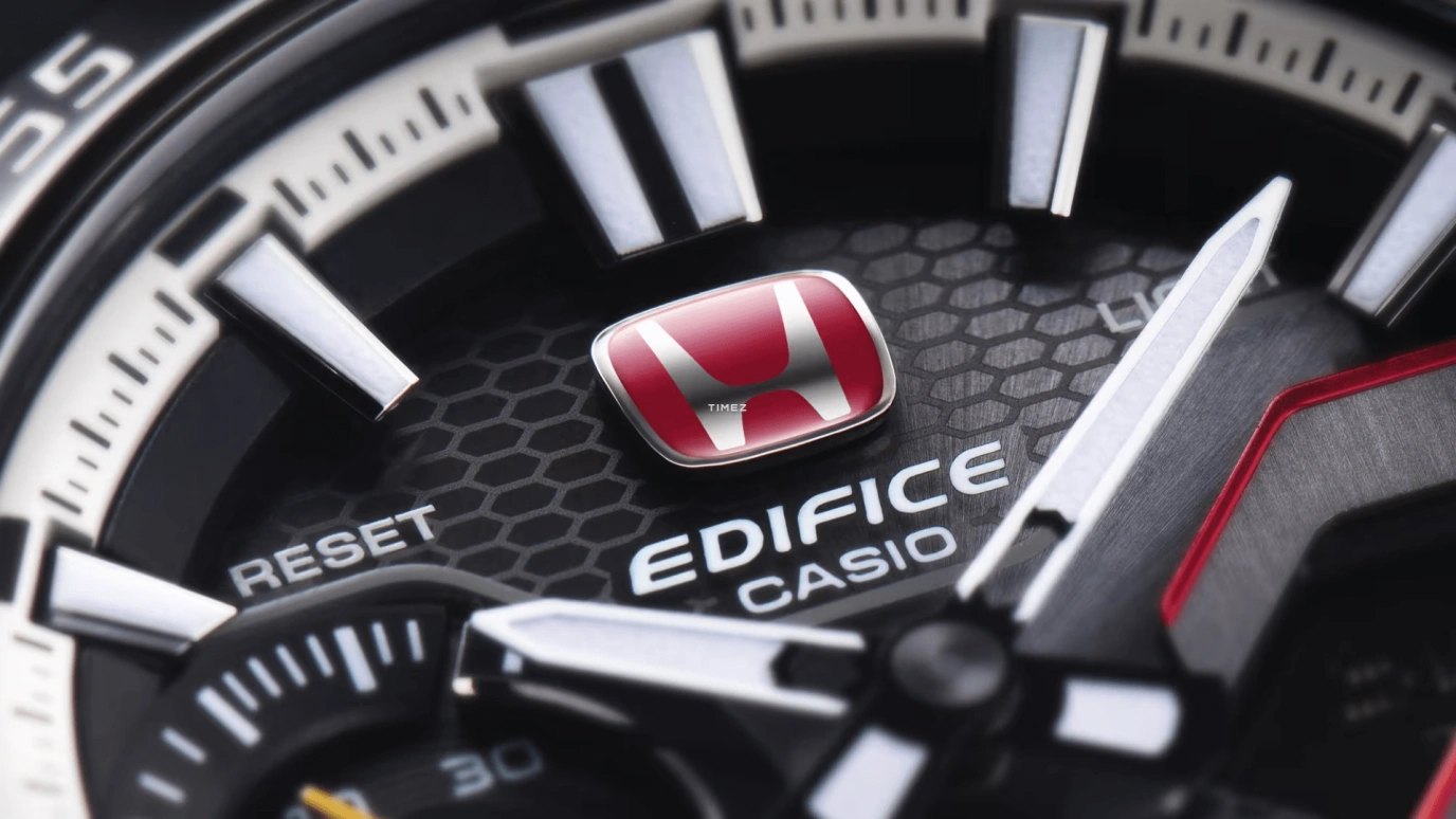 卡西欧,EDIFICE 48.20毫米,48.20毫米,碳纤维,不锈钢,黑色,石英,倒计时,计时,月历,星期历,蓝宝石,水晶玻璃,圆形,ECB2200HTR,ECB2200HTR-1A