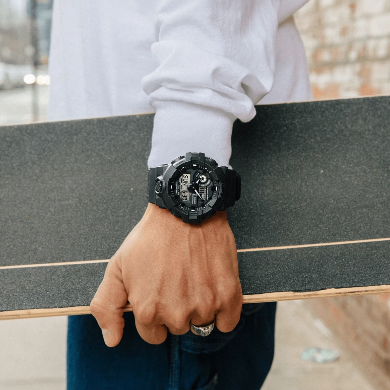 卡西欧,G-SHOCK 53.40毫米,53.40毫米,合成树脂,黑色,石英,倒计时,计时,月历,星期历,矿物水晶,圆形,GA700BCE,GA700BCE-1A
