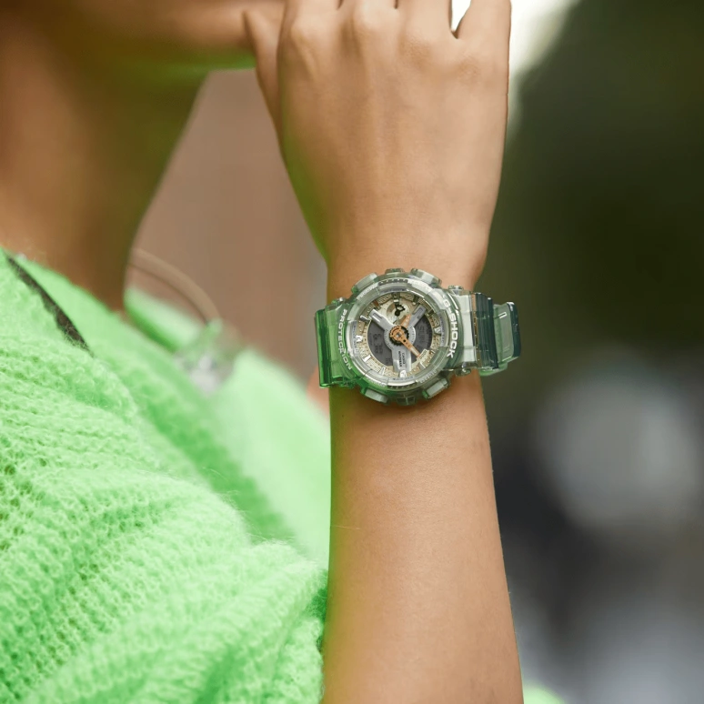 卡西欧,G-SHOCK 45.90毫米,45.90毫米,合成树脂,黄色,灰色,石英,倒计时,计时,月历,星期历,矿物水晶,圆形,GMAS110GS,GMAS110GS-3A