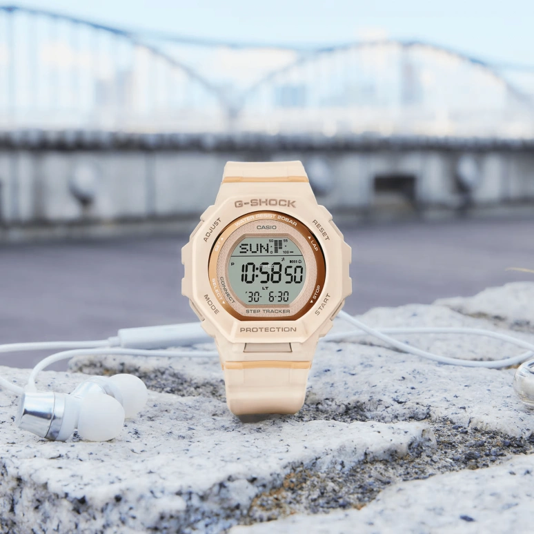 卡西欧,G-SHOCK 43.80毫米,43.80毫米,生物基,合成树脂,粉色,石英,倒计时,计时,年历,月历,矿物水晶,八角形,GMDB300,GMDB300-4