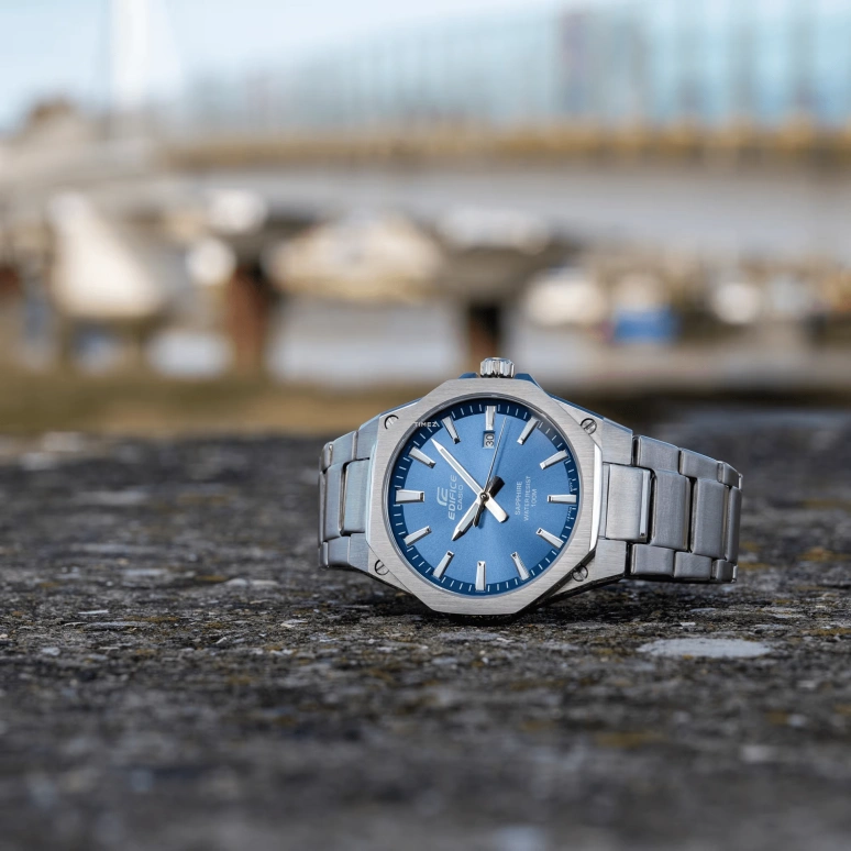 卡西欧,EDIFICE 44.80x39.90毫米,44.80x39.90毫米,不锈钢,蓝色,石英,日历,蓝宝石,水晶玻璃,EFRS108D,EFRS108D-2AV