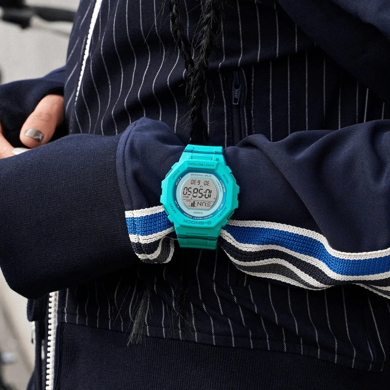 卡西欧,G-SHOCK 46.40x43.80毫米,46.40x43.80毫米,合成树脂,生物基,蓝色,灰色,石英,倒计时,计时,月历,星期历,矿物水晶,八角形,GMDB300SC,GMDB300SC-2
