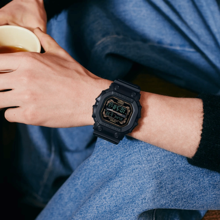 卡西欧,G-SHOCK 55.50x53.60毫米,55.50x53.60毫米,合成树脂,棕色,黑色,石英,倒计时,计时,月历,星期历,矿物水晶,方形,GX56RC,GX56RC-1