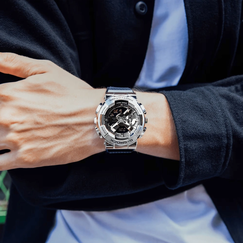卡西欧,G-SHOCK 48.80毫米,48.80毫米,合成树脂,黑色,石英,倒计时,计时,月历,星期历,矿物水晶,圆形,GM110,GM110-1A
