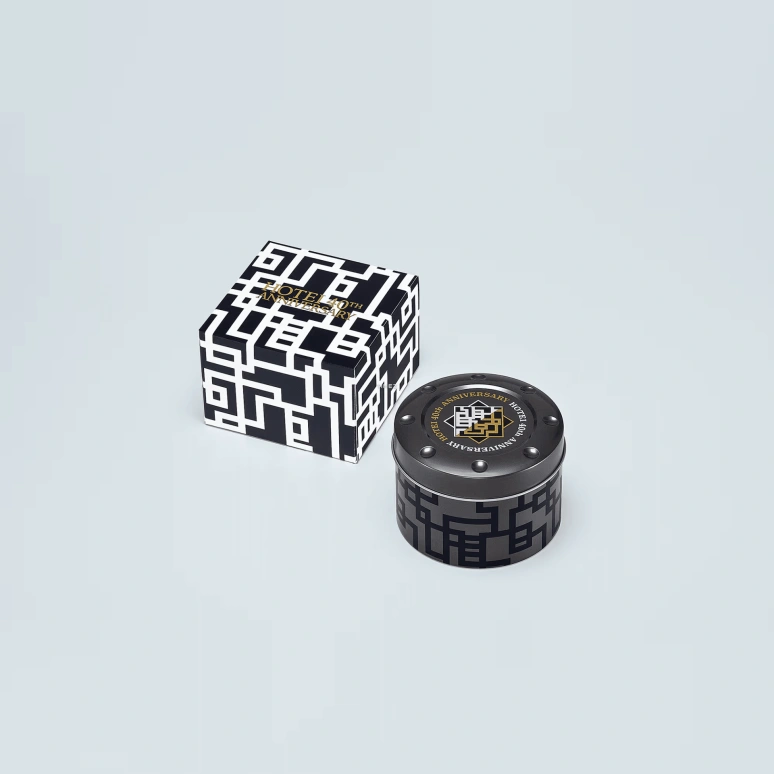 卡西欧,G-SHOCK 48.50x45.40毫米,48.50x45.40毫米,合成树脂,碳纤维,黑色,石英,倒计时,计时,月历,星期历,矿物水晶,八角形,GA2100HT,GA2100HT-1A