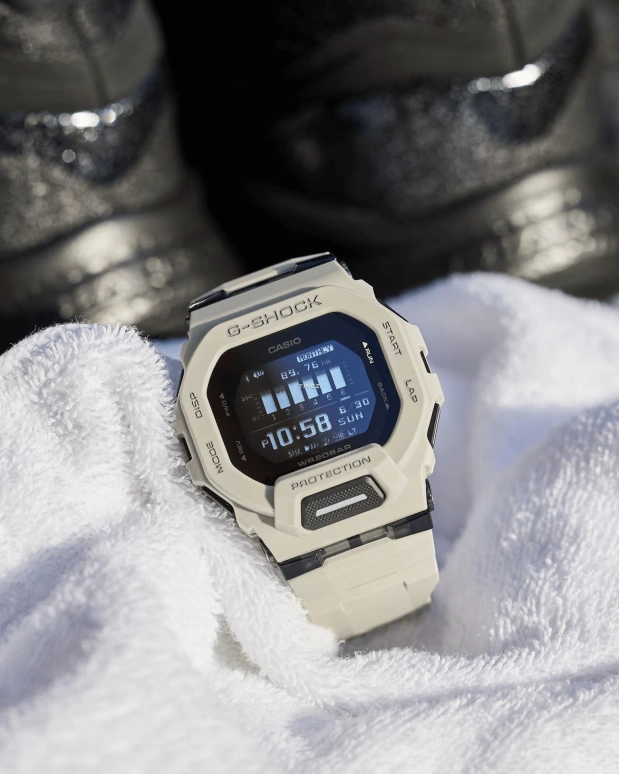 卡西欧,G-SHOCK 48.40x45.90毫米,48.40x45.90毫米,合成树脂,黑色,石英,倒计时,计时,月历,星期历,矿物水晶,方形,GBD200UU,GBD200UU-9
