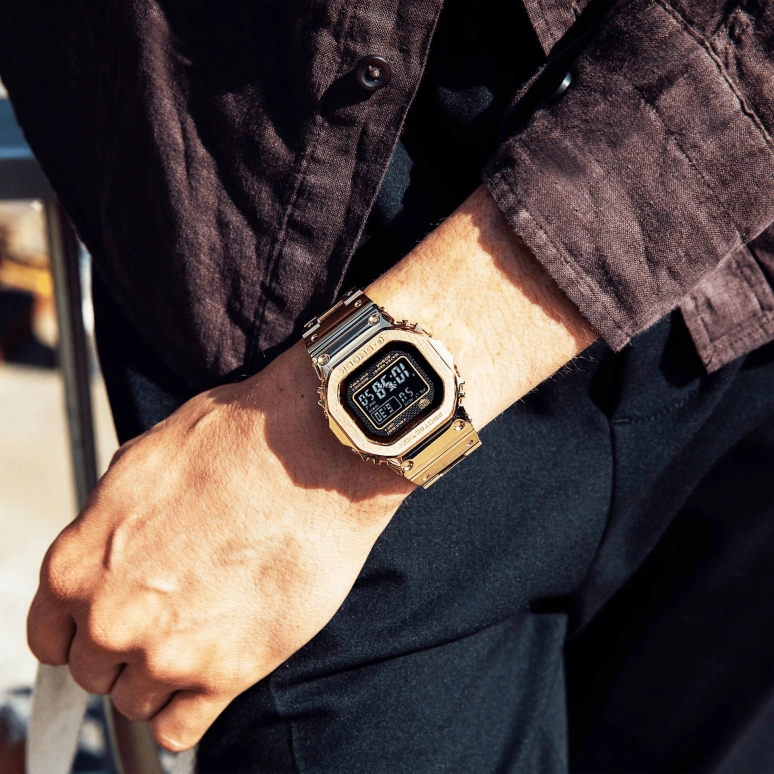 卡西欧,G-SHOCK 49.30x43.20毫米,49.30x43.20毫米,不锈钢,黑色,石英,倒计时,计时,万年历,月历,矿物水晶,方形,GMW,GMW-B5000GD-9