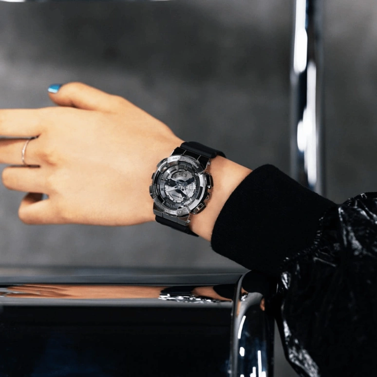 卡西欧,G-SHOCK 46x42毫米,46x42毫米,合成树脂,精钢,银色,石英,倒计时,计时,月历,星期历,矿物水晶,圆形,GMS110,GMS110-1A