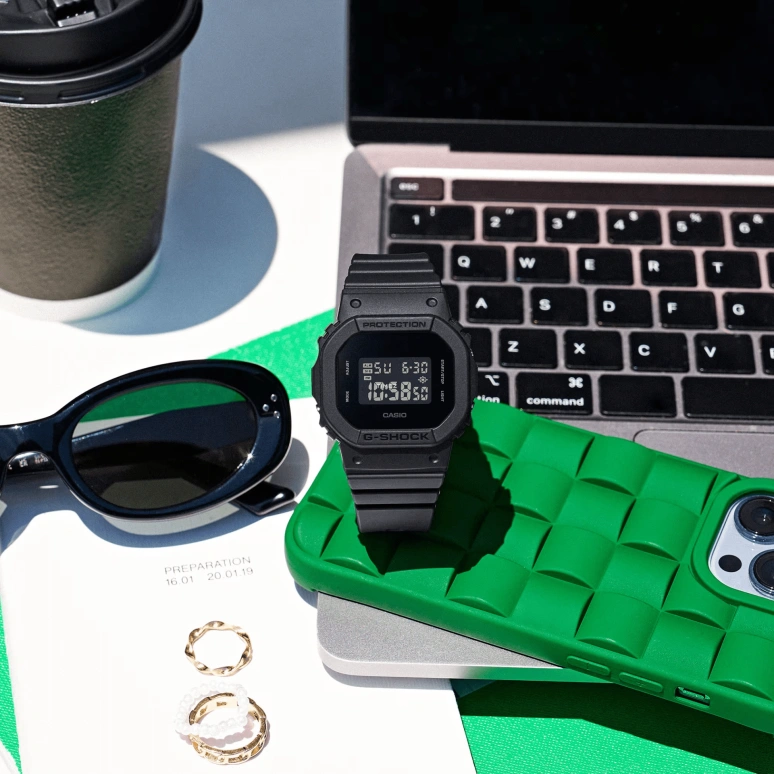 卡西欧,G-SHOCK 45.70x40.50毫米,45.70x40.50毫米,生物基,合成树脂,黑色,石英,倒计时,计时,月历,星期历,矿物水晶,方形,GMDS5610BB,GMDS5610BB-1