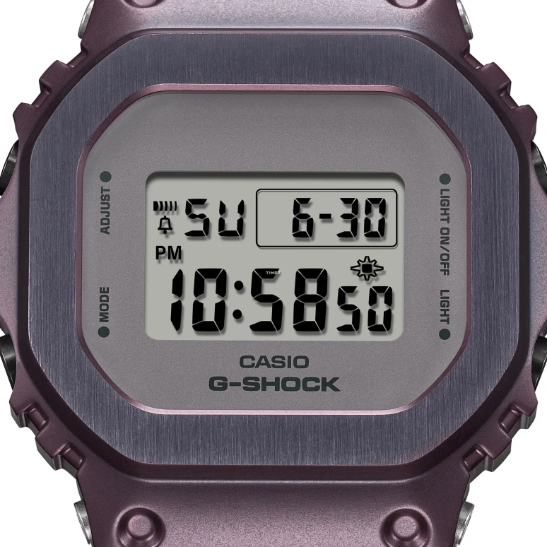 卡西欧,G-SHOCK 43.80x38.40毫米,43.80x38.40毫米,合成树脂,灰色,紫色,石英,倒计时,计时,月历,星期历,矿物水晶,方形,GMS5600MF,GMS5600MF-6