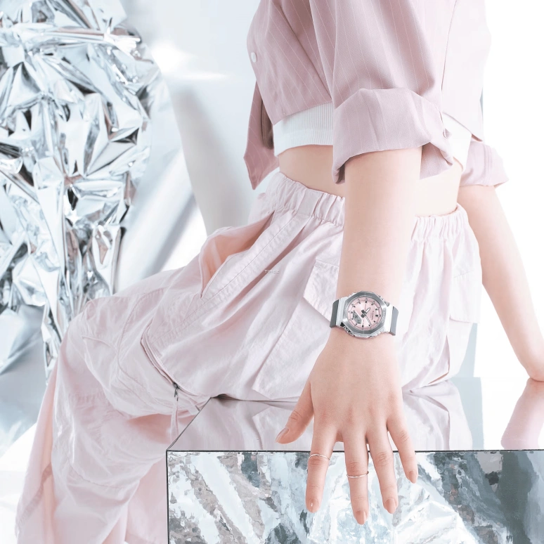 卡西欧,G-SHOCK 45.90x40.50毫米,45.90x40.50毫米,合成树脂,粉红色,石英,倒计时,计时,月历,星期历,矿物水晶,八角形,GMS2110,GMS2110-4A
