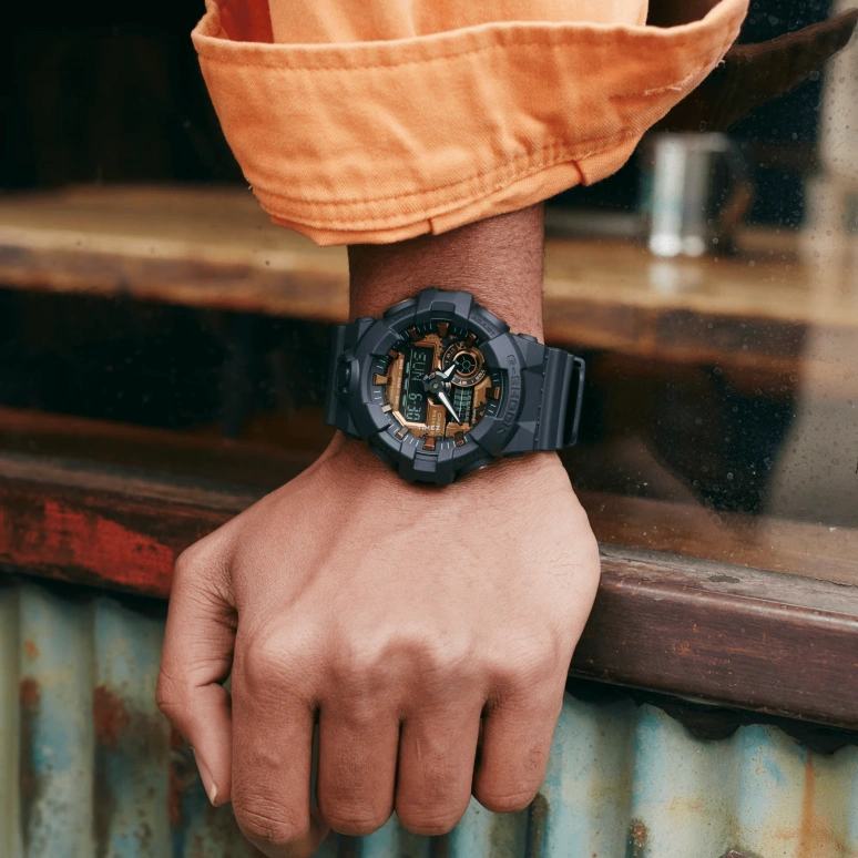 卡西欧,G-SHOCK 57.50x53.40毫米,57.50x53.40毫米,合成树脂,黄金色,石英,倒计时,计时,月历,星期历,矿物水晶,圆形,GA700RC,GA700RC-1A