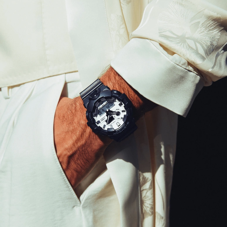 卡西欧,G-SHOCK 53.40毫米,53.40毫米,合成树脂,白色,石英,倒计时,计时,月历,星期历,矿物水晶,圆形,GA700WD,GA700WD-1A