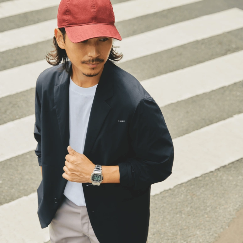 卡西欧,G-SHOCK 49.30x43.20毫米,49.30x43.20毫米,不锈钢,黑色,石英,倒计时,计时,万年历,月历,方形,银色,GMW,GMW-B5000D-1
