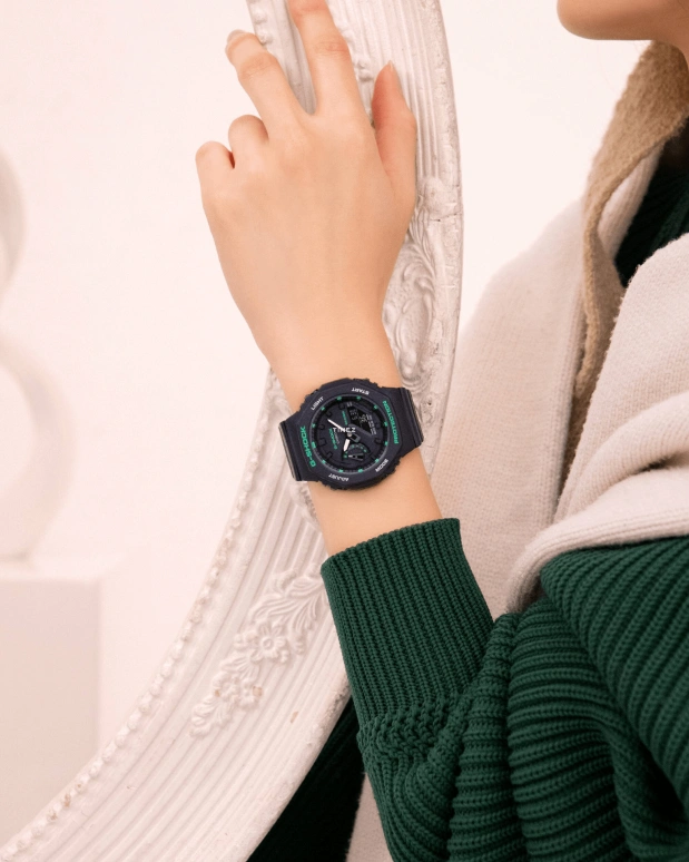 卡西欧,G-SHOCK 46.20x42.90毫米,46.20x42.90毫米,碳纤维,黑色,石英,倒计时,计时,月历,星期历,矿物水晶,八角形,GMAS2100GA,GMAS2100GA-1A