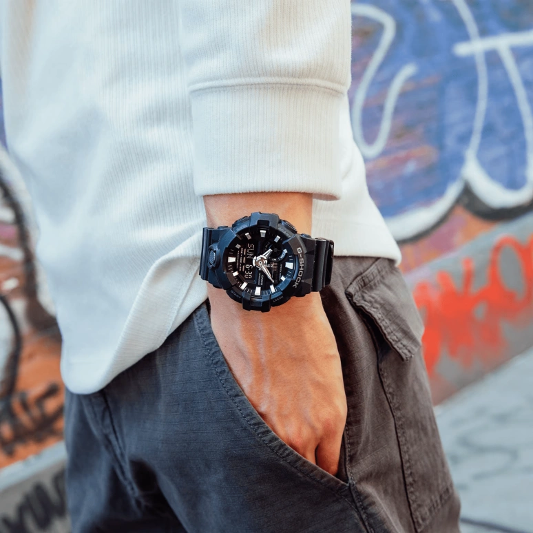 卡西欧,G-SHOCK 53.40毫米,53.40毫米,合成树脂,黑色,石英,倒计时,计时,月历,星期历,矿物水晶,圆形,GA700,GA700-1B