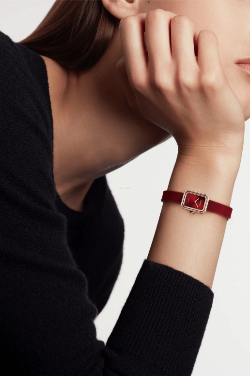 香奈儿,Première 19.70x15.20毫米,19.70x15.20毫米,黄金,红色,石英,蓝宝石,长方形,H9857