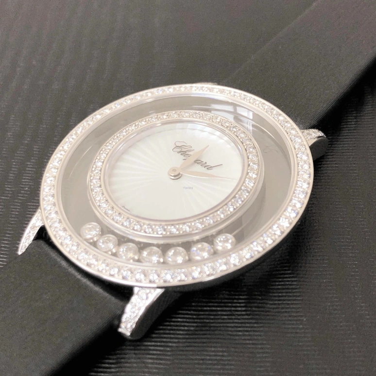 萧邦,Happy Diamonds 32毫米,32毫米,不锈钢,白色,石英,蓝宝石,圆形,209429,209429-1201