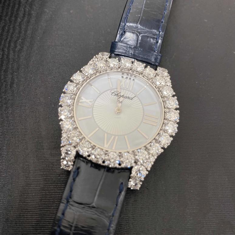 萧邦,L'HEURE DU DIAMANT 35.75毫米,35.75毫米,白金,银白色,白色,自动上弦,蓝宝石,圆形,139419,139419-1414