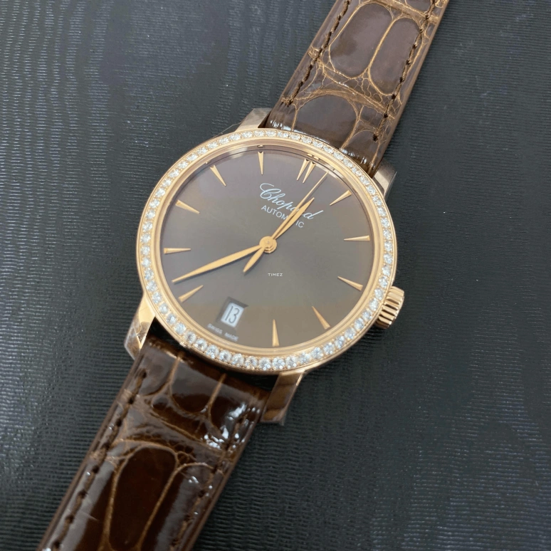 萧邦,Classic 33.50毫米,33.50毫米,玫瑰金,咖啡色,自动上弦,日历,蓝宝石,水晶玻璃,134200,134200-5003